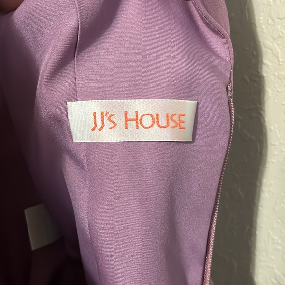 Jjhouse size 2 like new - Picture 2 of 4